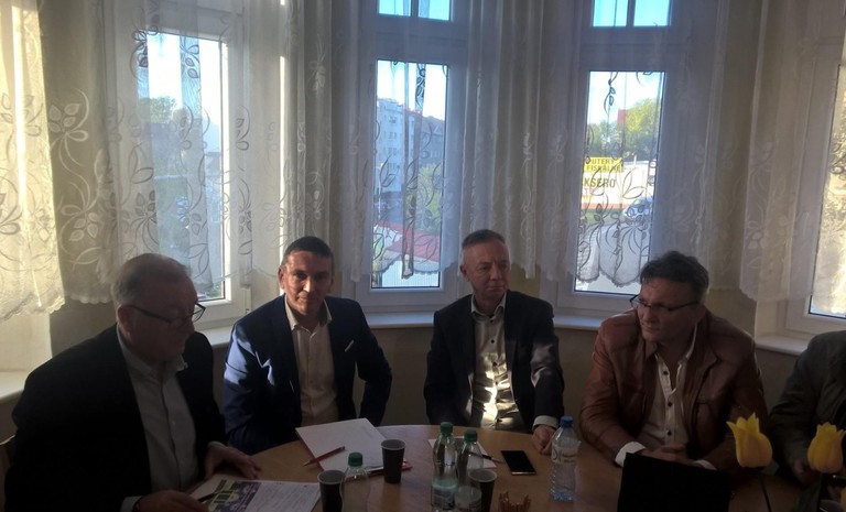 Cztery postulaty SLD oraz flaga!